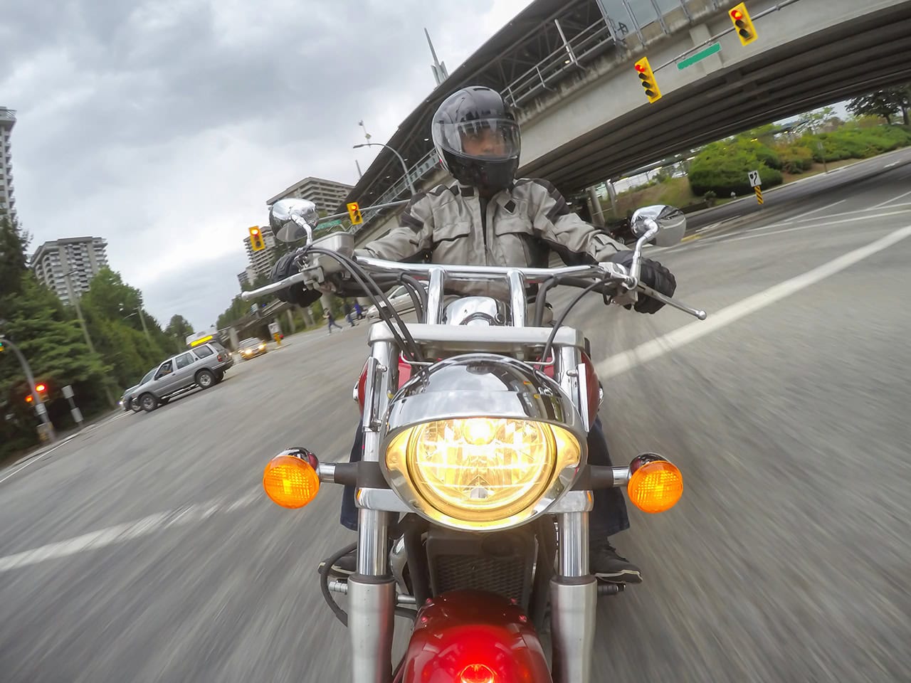 a motorcycle turning on a busy street